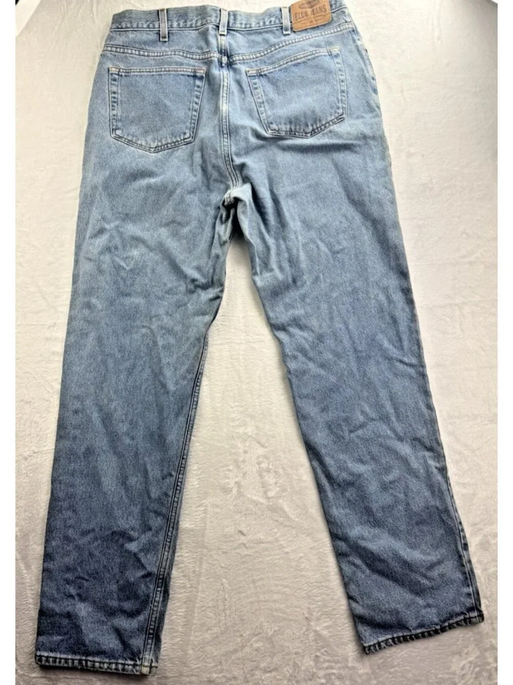 Old Navy Size 38x34 Mens Jeans Relaxed Fit (Actual Inseam 33.5) Light Wash